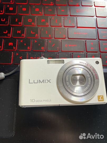 Компактный фотоаппарат Panasonic DMC-FX37