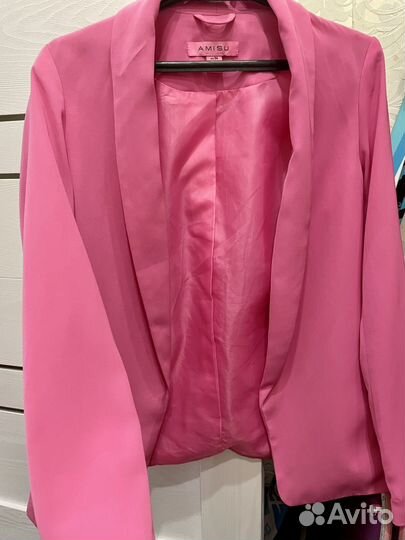 Пиджак женский розовый 42