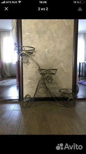 Кованная подставка для цветов