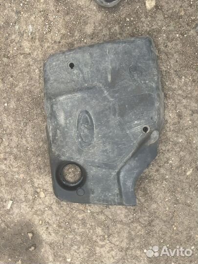 Крышка двигателя впз 8клоп
