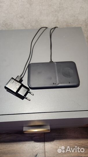 Беспроводная зарядка Samsung Wireless Charger Duo