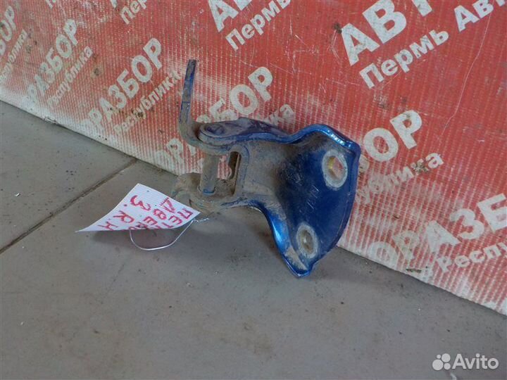 Петля двери нижняя задняя правая Chevrolet Lacetti