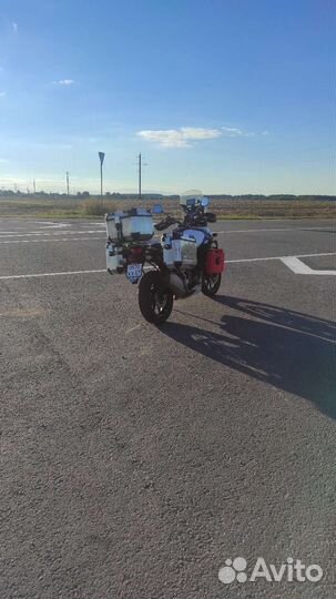 Suzuki V Strom DL 1000