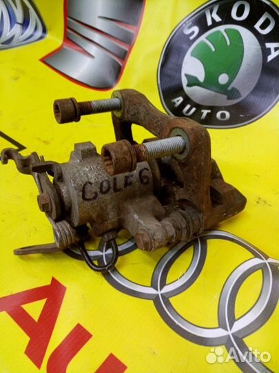 Суппорт задний правый Volkswagen Golf 6 хетчбек 4