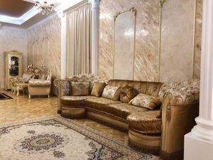 Дом 750 м² на участке 50 сот.