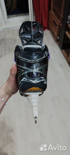 Хоккейные коньки bauer