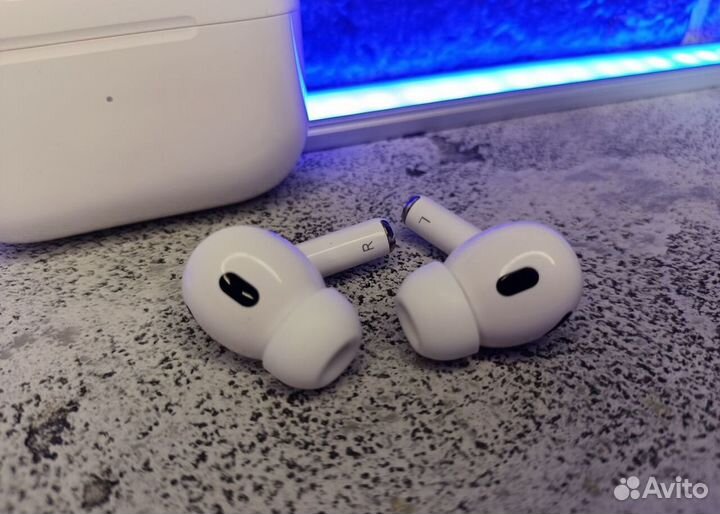 AirPods Pro 2 (гарантия + чехол)