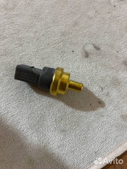 Датчик температуры VAG 06A919501A
