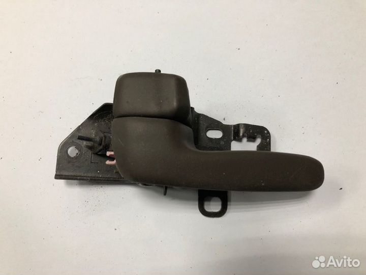 Ручка двери внутренняя передняя левая Toyota