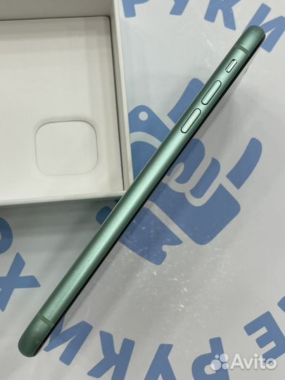 iPhone 11, 64 ГБ