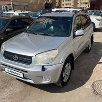 Toyota RAV4 2.0 AT, 2004, 259 000 км, с пробегом, цена 650 000 руб.