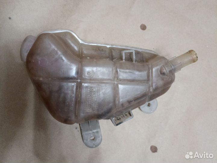 Расширительный бачок aveo t300 (оригинал gm)