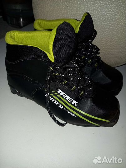 Лыжные ботинки