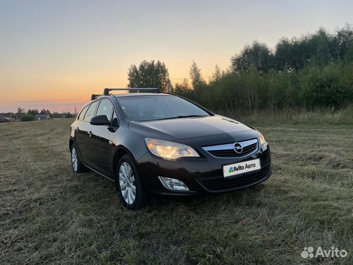 Opel Astra 1.6 МТ, 2012, 214 000 км