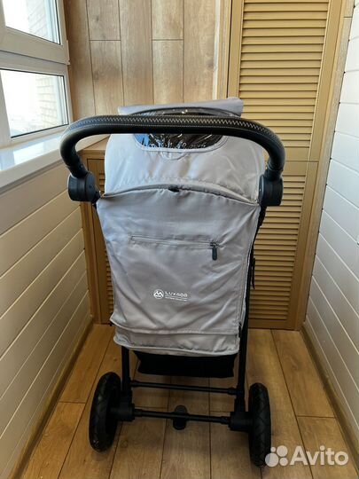 Прогулочная коляска детская с надувными колесами