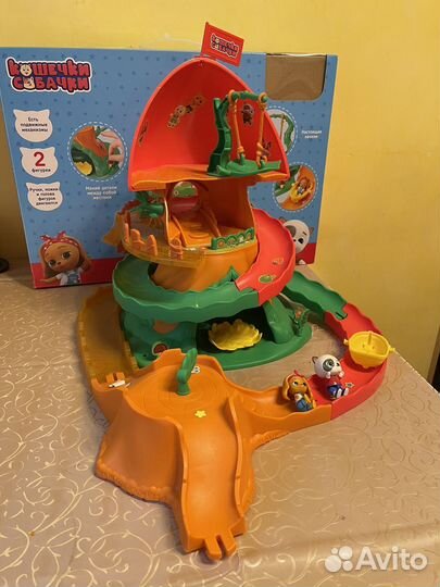 Домик на дереве кошечки-собачки