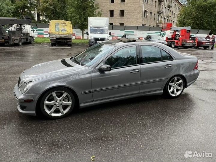 Mercedes-Benz C-класс 1.8 AT, 2004, 323 000 км