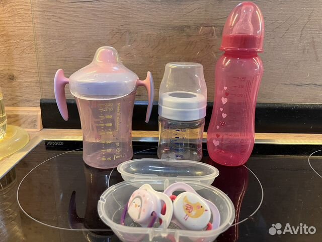 Пустышки, поильник, бутылочка
