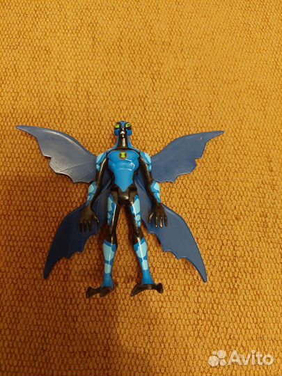 Бен 10 Крылатый