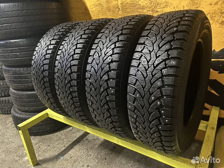 Pirelli Formula Ice 195/65 R15