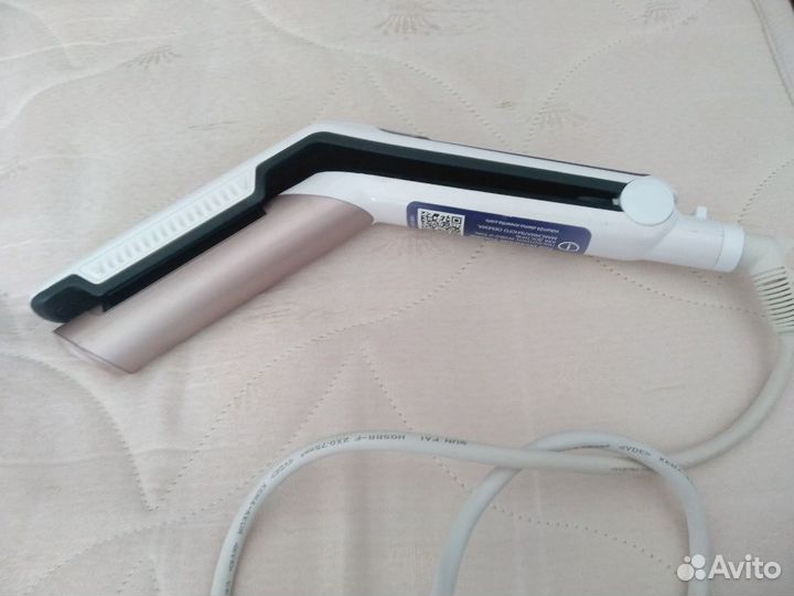 Щепцы для создания объема волос