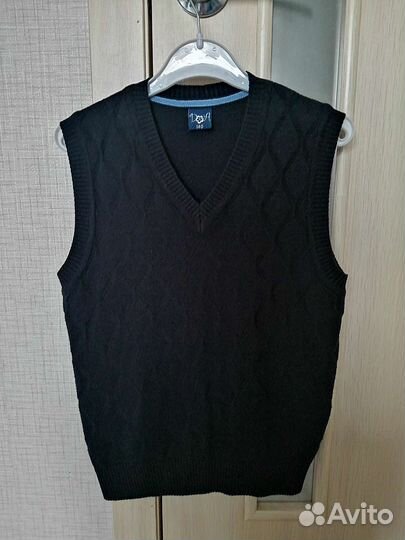 Жилетка для мальчика 140 размер