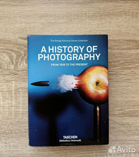 Книга “A history of photography” Taschen