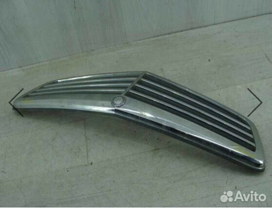 Решётка радиатора с180 W204