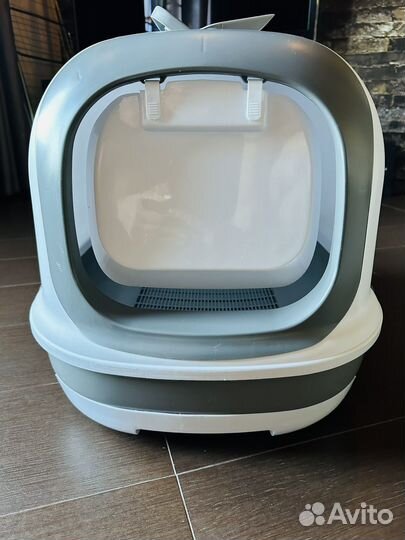 Закрытый кошачий туалет с выдвижным поддоном
