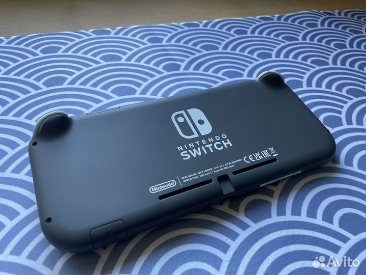 Nintendo switch lite
