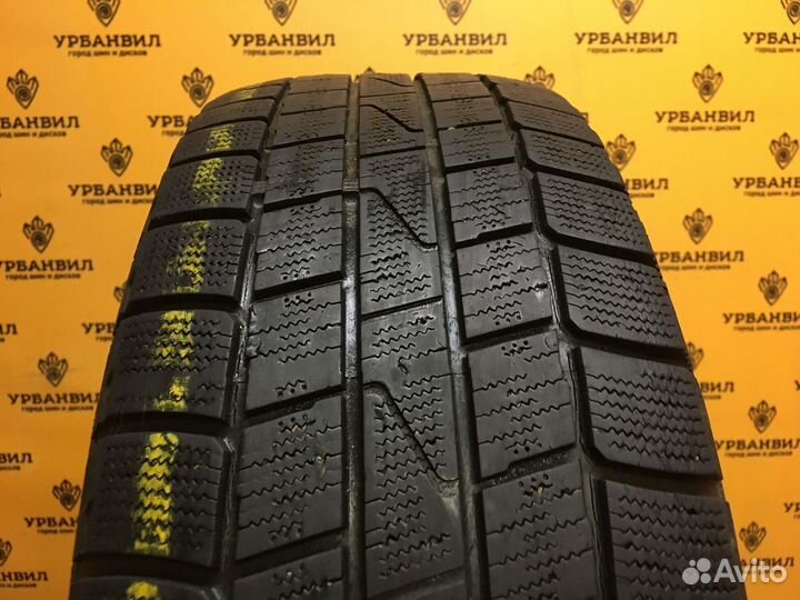 Hankook Winter I'Cept IZ2 215/65 R16 98T