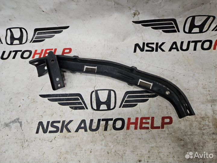 Ресничка под фару левая Honda Fit GD