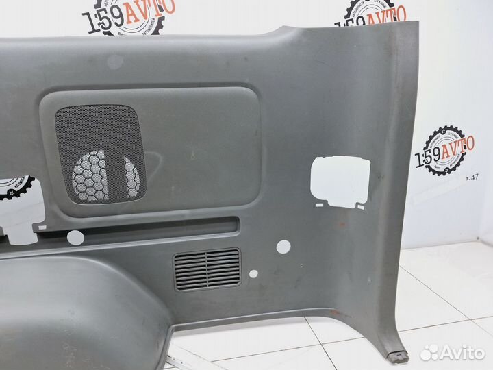 Обшивка салона Toyota Hiace (H200) 2004-2019