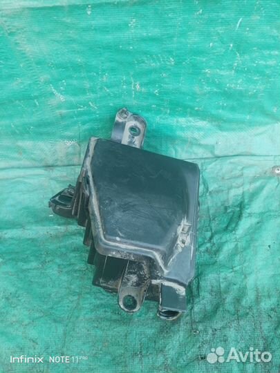 Корпус блока предохранителей Renault Logan 2011 г