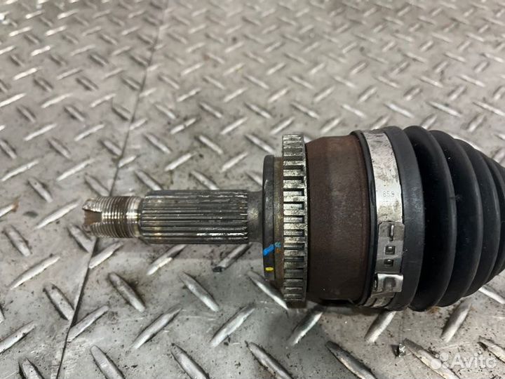 Привод передний левый Kia Ceed JD