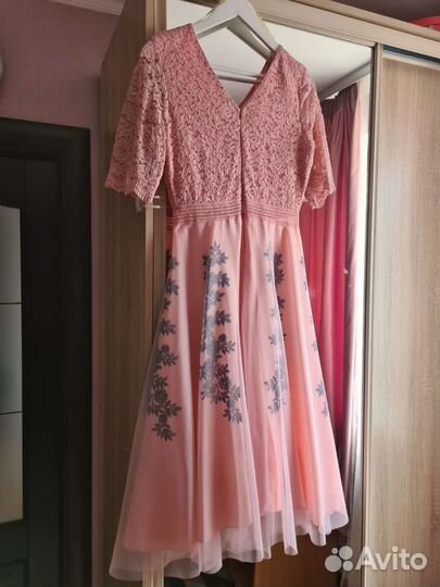 Вечернее платье