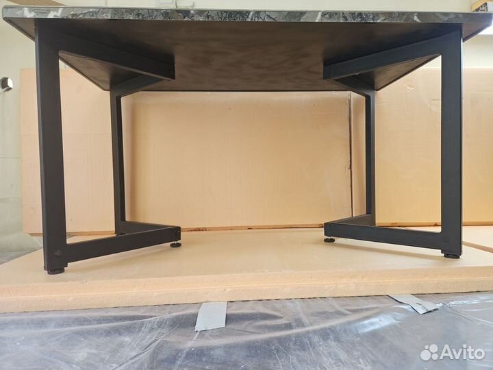 Продам журнальный столик в стиле лофт