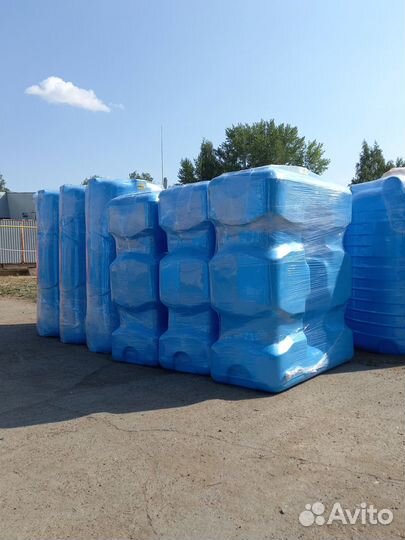 Емкости для воды пластиковые 1000 литров