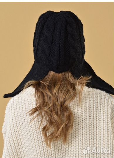 Шапка женская вязаная