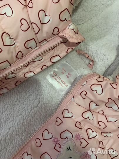 Куртки и одежда на девочку