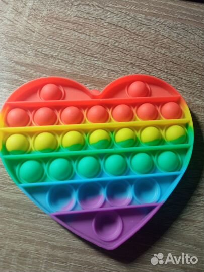 Мягкие игрушки и пупыт антистресс