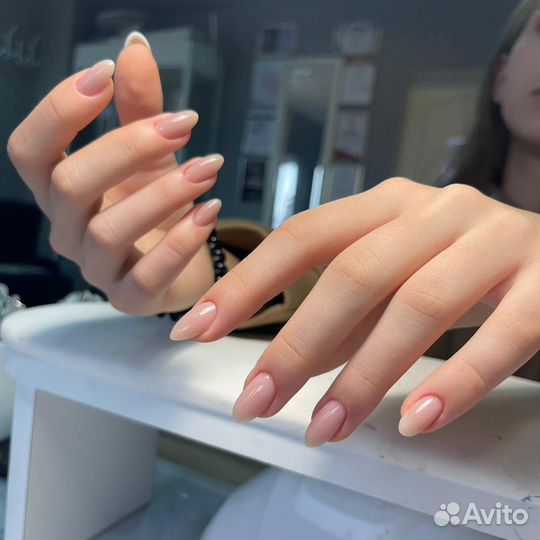 Маникюр, покрытие гель-лаком