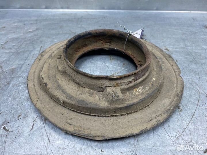 Опора передней пружины верхняя Audi 100 C4