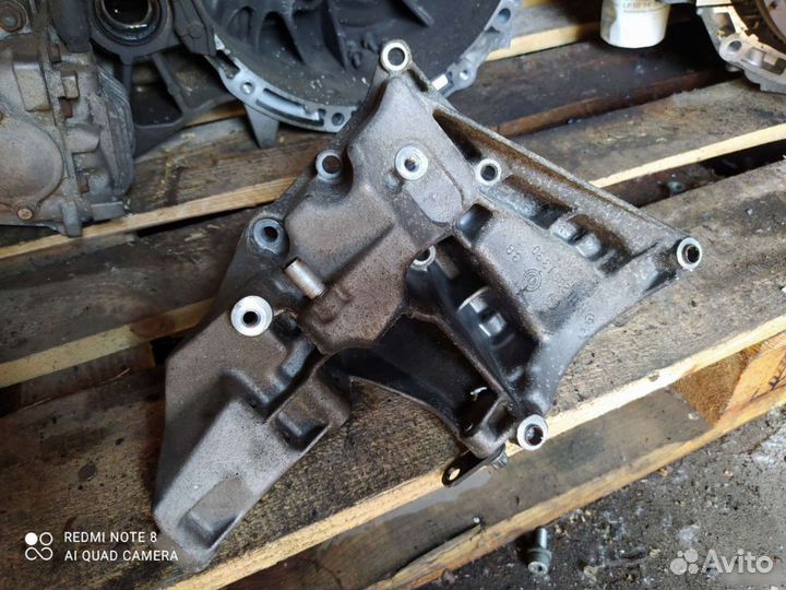 Mercedes C 203 W203 Кронштейн кондиционера