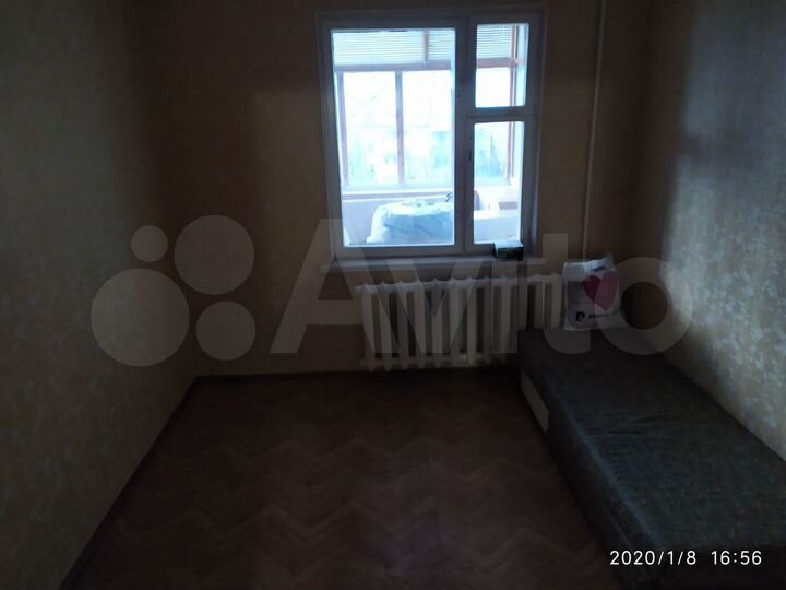 3-к. квартира, 100 м², 2/5 эт.