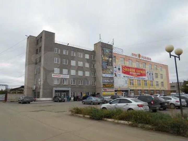 Гипермаркет «Три банана» г. Ижевск 9 015,7 кв.м
