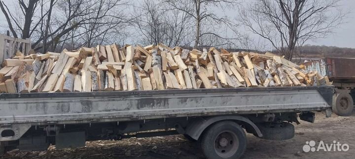 Продам дрова чурками и колотые