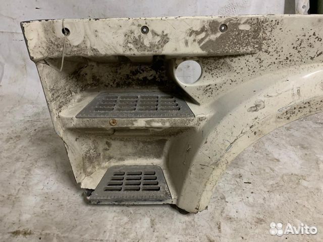 Подножка верхняя левая DAF 95 XF 105