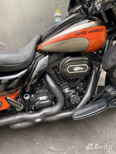 Harley Davidson Street glide flhx