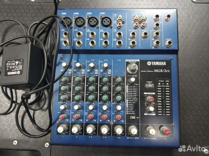 Микшерные пульты Yamaha MG8/2FX, MG82cx, MG124CX +